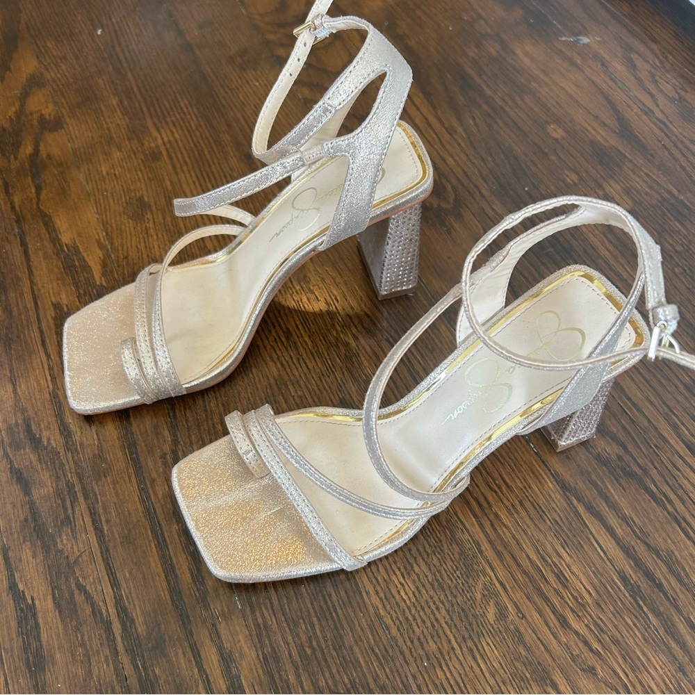 Jessica Simpson Zixtie heel size 7 gold